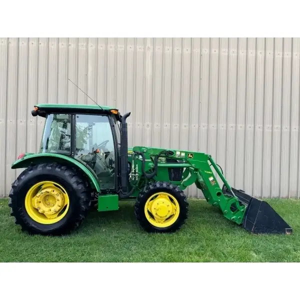 John Deere 5075e 4wd cab and loader