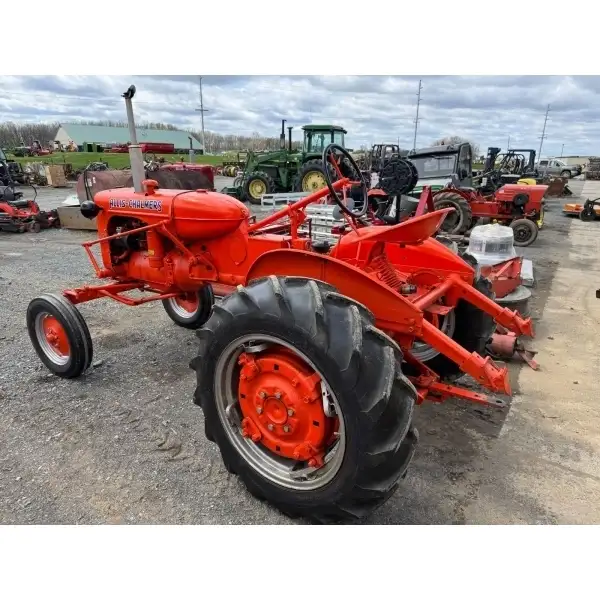 Allis Chalmers CA tractor wide front