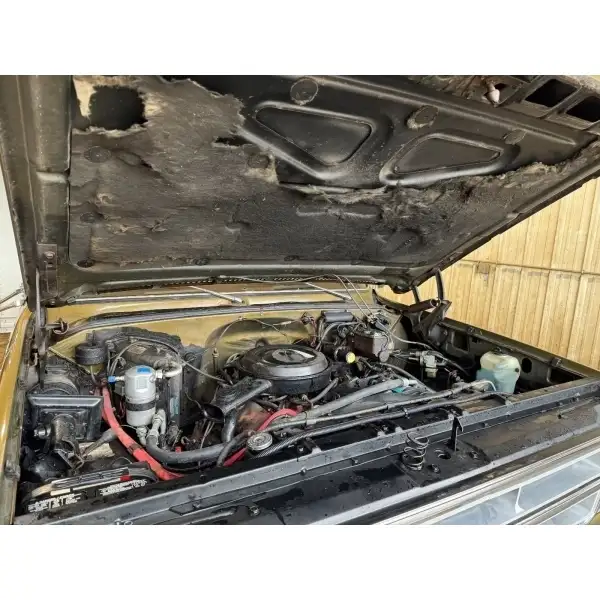 1976 GMC box truck with 454