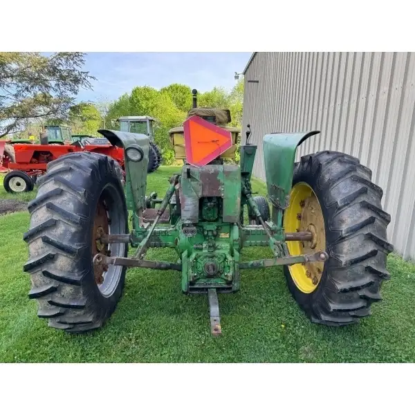 John Deere 3020 diesel powershift