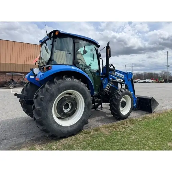 New Holland T4.75 4x4 cab and loader
