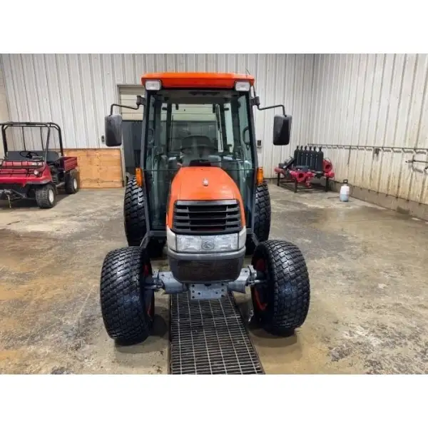 Kubota L3430 4wd cab tractor