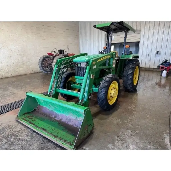 John Deere 5055E 4x4 tractor loader
